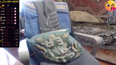 Luna-- link in bio online show from September 29, 1:05 pm