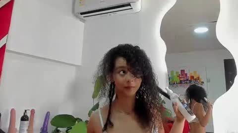 milanx2 online show from March 3, 8:50 pm