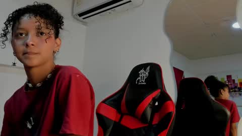 milanx2 online show from January 19, 8:51 pm