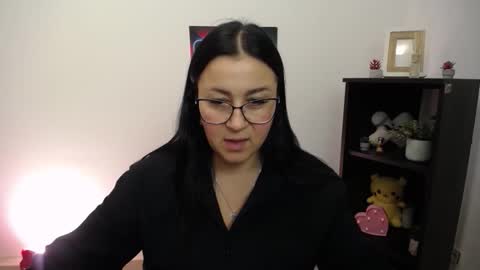Snapshot of milania_milaa chatting on October 1, 9:36 am milania_milaa online show from October 1, 9:36 am
