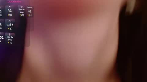 Snapshot of mildrecute chatting on February 9, 11:25 am Ana online show from February 9, 11:25 am