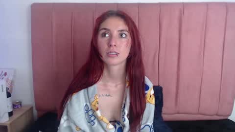 Snapshot of mildrecute chatting on October 12, 12:57 am Ana online show from October 12, 12:57 am