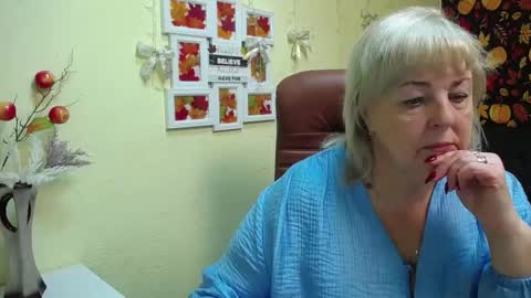 Milena online show from November 30, 6:39 am