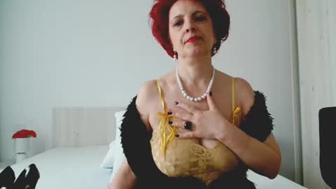 Milfsupreme online show from March 3, 12:09 pm