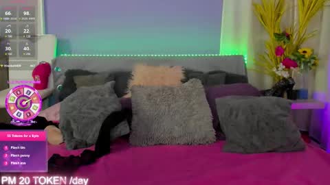 MilfSabina online show from October 18, 5:15 pm