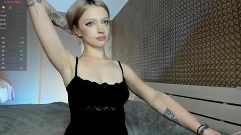 Mila 3 aka Deepthroat World Champion online show from March 2, 7:26 am