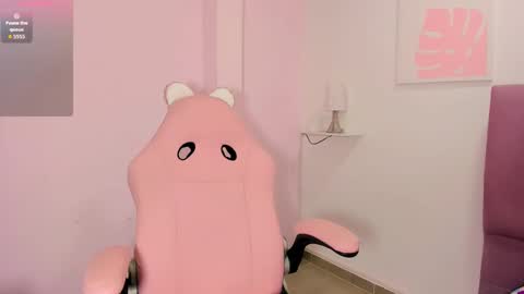 S O F I A online show from November 16, 11:32 am