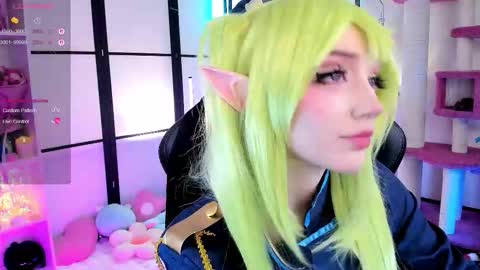 milky cute online show from March 8, 7:29 pm