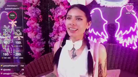 Snapshot of milla_davis chatting on October 3, 4:56 pm MILLA online show from October 3, 4:56 pm