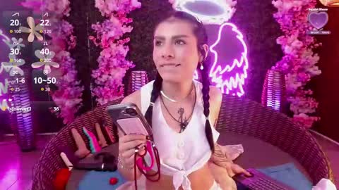 Snapshot of milla_davis chatting on October 17, 1:47 pm MILLA online show from October 17, 1:47 pm