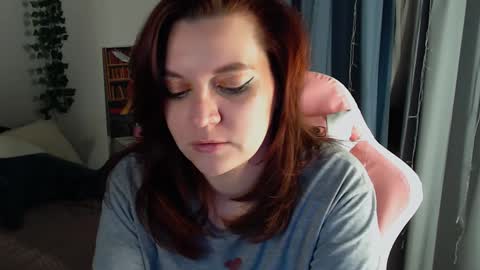 Snapshot of millapoolys chatting on December 28, 9:51 pm Milla online show from December 28, 9:51 pm