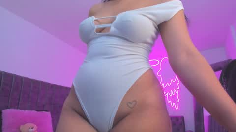 miller_silvana online show from February 13, 12:29 pm