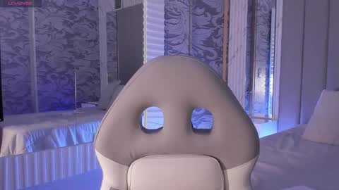 Ana Maria online show from December 17, 1:00 am