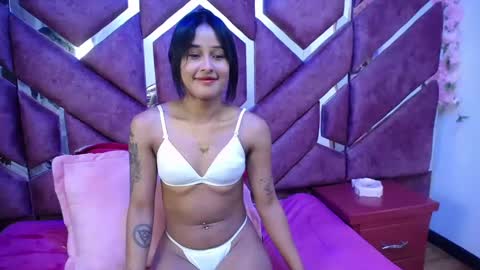 Snapshot of milly_print chatting on February 14, 3:22 am Milly Print online show from February 14, 3:22 am