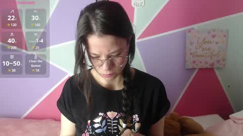 Snapshot of mily_miley chatting on February 26, 1:43 pm Mily Miley online show from February 26, 1:43 pm
