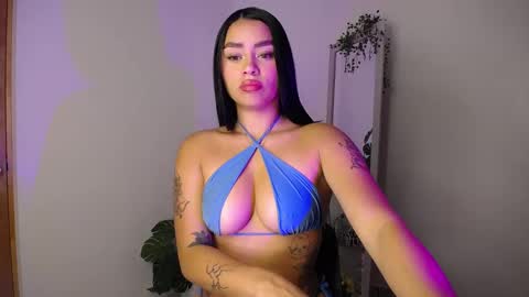 Mily Ortiz online show from February 10, 2:31 pm