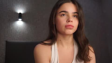 Linda online show from February 15, 1:32 pm