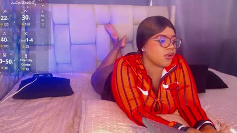 Mimi online show from February 28, 2:16 pm