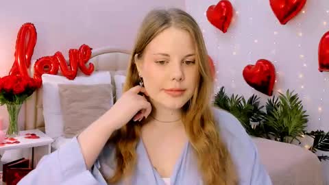 Kelly online show from February 13, 6:09 am