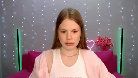 Kelly online show from March 6, 6:08 am