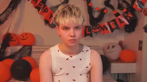 Sonya online show from November 6, 2:12 pm