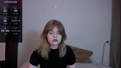 hi Im Mina  online show from February 3, 2:03 am