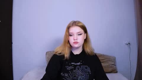 hi Im Mina  online show from September 30, 11:09 pm