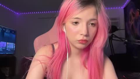 Mina online show from May 12, 1:25 am