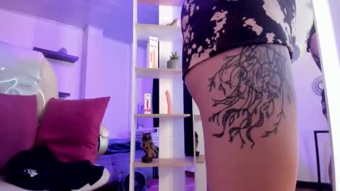 miniadelf online show from February 21, 8:53 pm