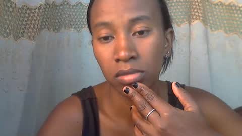 minouch211907 online show from June 4, 11:26 am