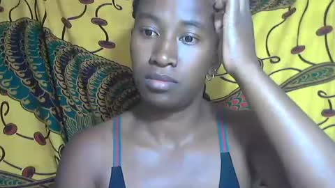 minouch211907 online show from October 17, 9:01 am