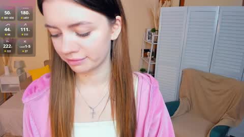 Linda online show from April 8, 8:16 am