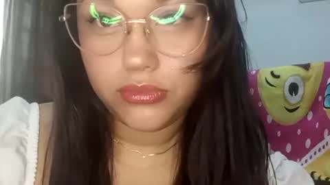 Snapshot of mira_cherry chatting on September 28, 12:21 pm mira_cherry online show from September 28, 12:21 pm