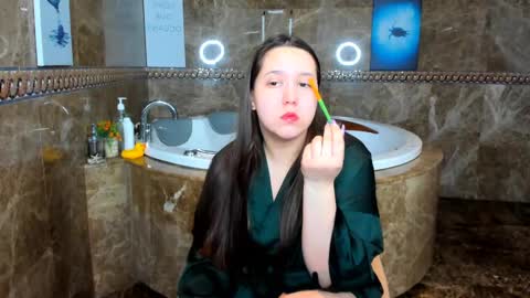 Snapshot of mira_karter chatting on March 5, 2:46 am Mira online show from March 5, 2:46 am