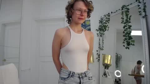 mira_marni online show from November 18, 11:22 am