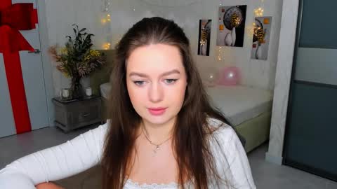 Emma online show from February 13, 4:17 pm