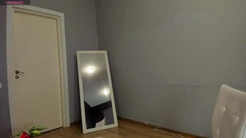 Meera online show from March 9, 1:26 pm