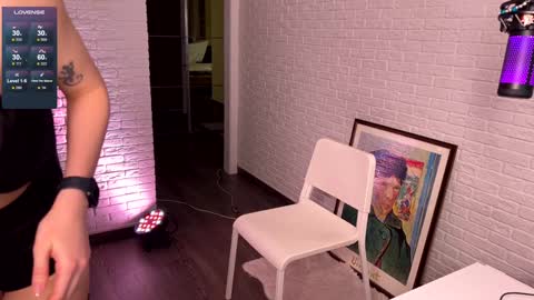 Snapshot of mirai_meow chatting on December 24, 1:50 pm Kattie Kate Katana Katarina Ri Cat baby bb - your choise xo xo online show from December 24, 1:50 pm