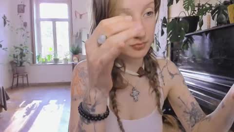 miranda2_0 online show from November 24, 7:21 am