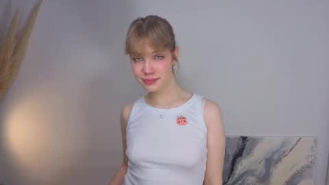 Snapshot of mirantmy chatting on October 14, 4:15 am ntmy im Mira 3 online show from October 14, 4:15 am