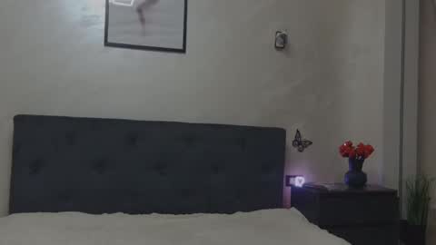 miriam04 online show from December 15, 10:37 pm