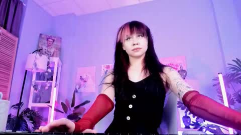 Snapshot of misapage chatting on October 4, 11:53 pm Misa online show from October 4, 11:53 pm