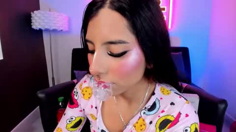 Allison online show from January 14, 11:15 am