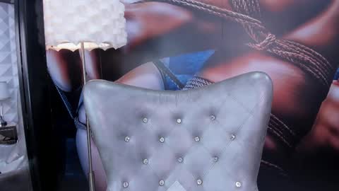 Snapshot of miss__lunna chatting on September 12, 2:13 pm Lunna online show from September 12, 2:13 pm