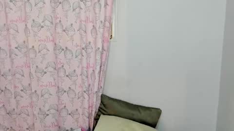 Snapshot of miss_charlotte_ls chatting on October 15, 6:32 pm miss_charlotte_ls online show from October 15, 6:32 pm