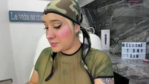 Danika online show from October 27, 11:06 am