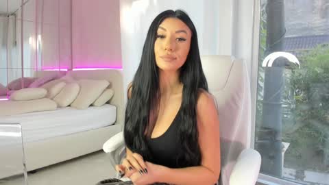 Snapshot of miss_diamond__ chatting on October 20, 6:27 am miss_diamond__ online show from October 20, 6:27 am
