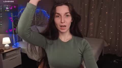 Snapshot of miss_eva__ chatting on October 2, 12:59 am Eva online show from October 2, 12:59 am