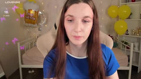 Snapshot of miss_eva__ chatting on September 30, 12:27 am Eva online show from September 30, 12:27 am
