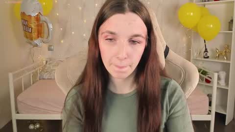 Snapshot of miss_eva__ chatting on September 29, 12:05 am Eva online show from September 29, 12:05 am